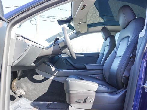 Used 2023 Tesla Model Y Long Range image 33