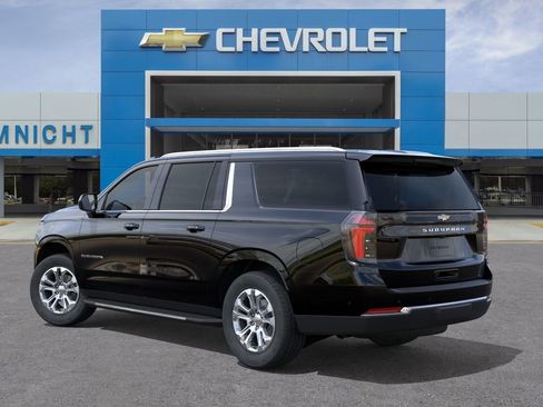 New 2026 Chevrolet Suburban LS AWD/4WD image 3