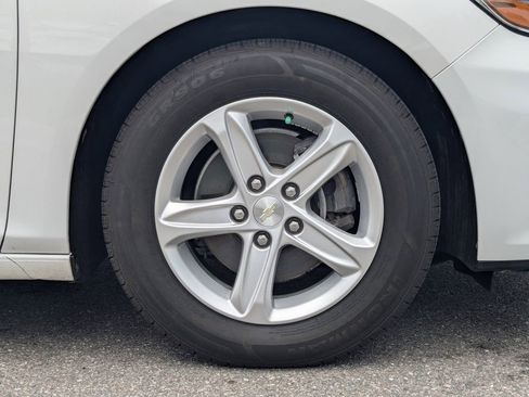 Used 2020 Chevrolet Malibu LS FWD image 11