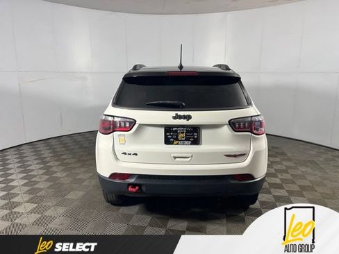 Used 2018 Jeep Compass Trailhawk w/ Leather Interior Group AWD/4WD image 6