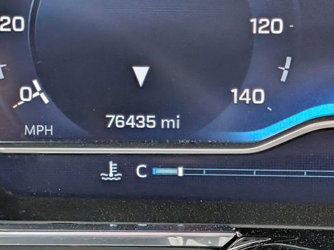 Used 2022 Chevrolet Silverado 1500 LT image 17