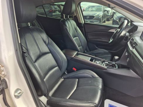 Used 2017 MAZDA MAZDA3 Touring FWD image 38