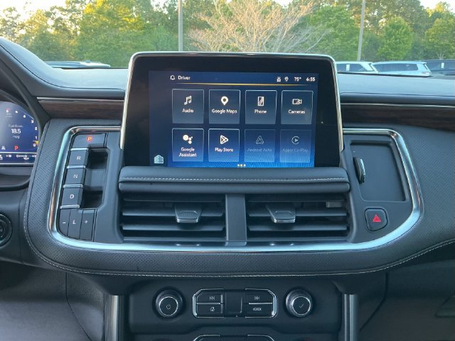 Used 2023 Chevrolet Suburban Premier RWD image 20