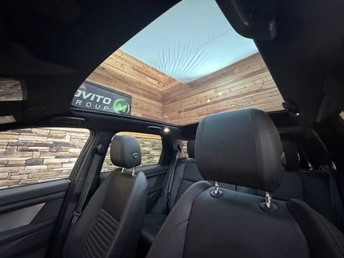 Used 2024 Land Rover Discovery Sport Dynamic SE AWD/4WD image 30