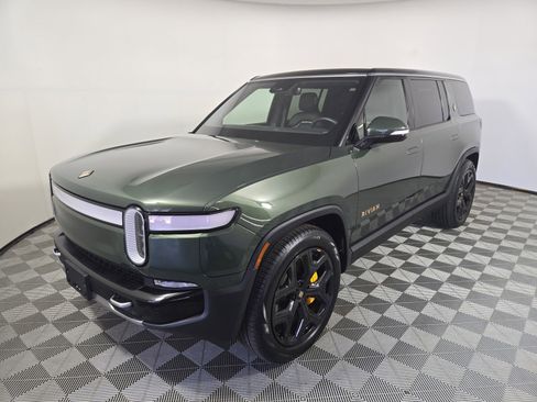 Used 2023 Rivian R1S Adventure image 1