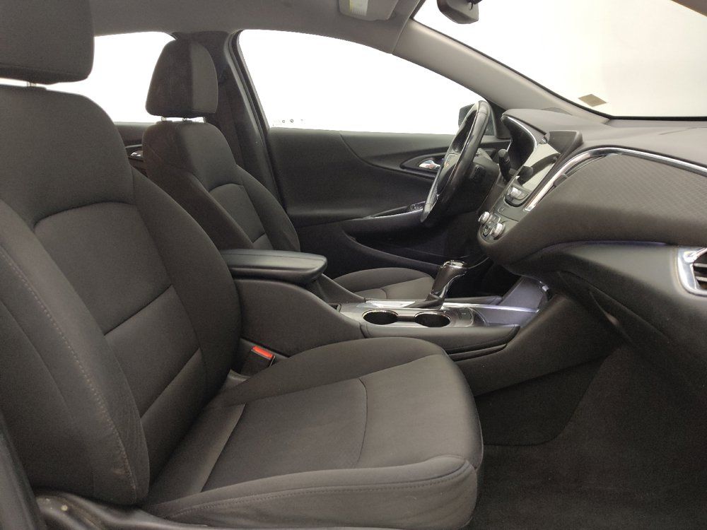 Used 2018 Chevrolet Malibu LT FWD image 21