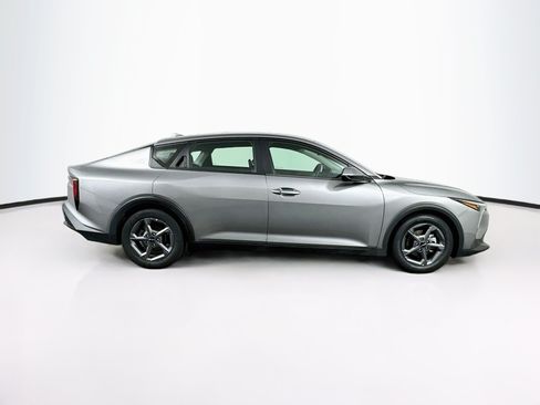 Used 2025 Kia K4 FWD image 10