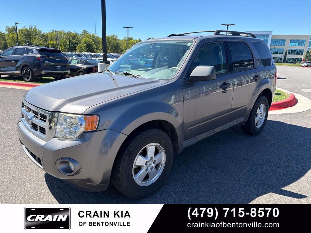 Used 2009 Ford Escape XLT FWD image 2