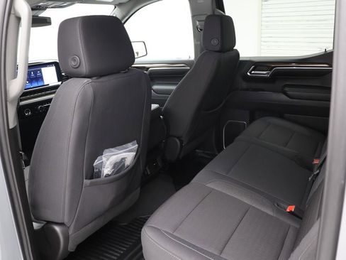 Used 2024 Chevrolet Silverado 1500 LT image 16