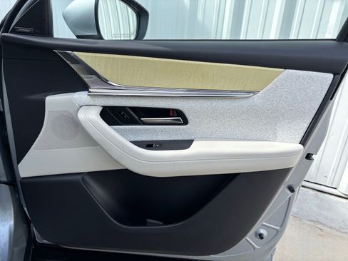 Certified 2025 MAZDA CX-90 3.3 Turbo S w/ Premium Plus image 39