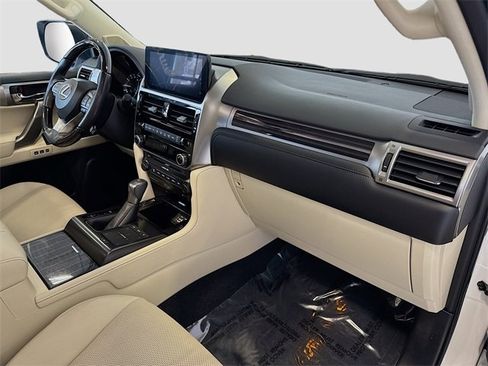 Used 2022 Lexus GX 460 Premium image 32