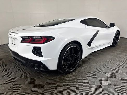 Used 2023 Chevrolet Corvette Stingray Preferred Cpe RWD image 3