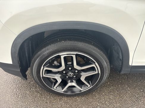 Used 2023 Honda Passport Elite image 7