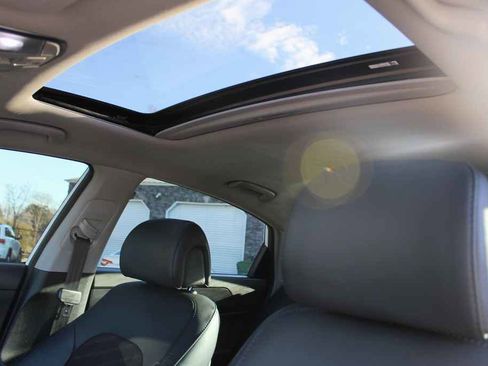 Used 2016 Hyundai Sonata Sport w/ Option Group 03 image 24