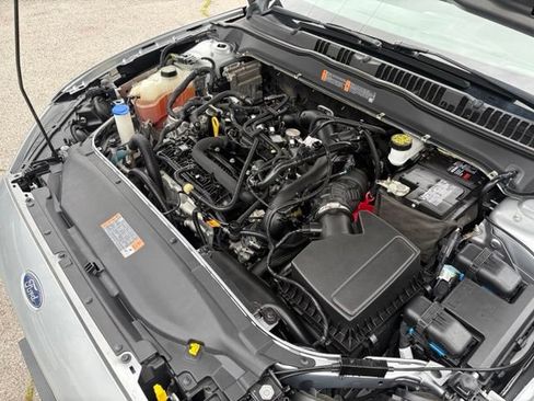 Used 2020 Ford Fusion SE FWD image 10