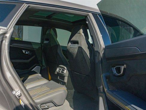 Used 2024 Lamborghini Urus Performante image 59