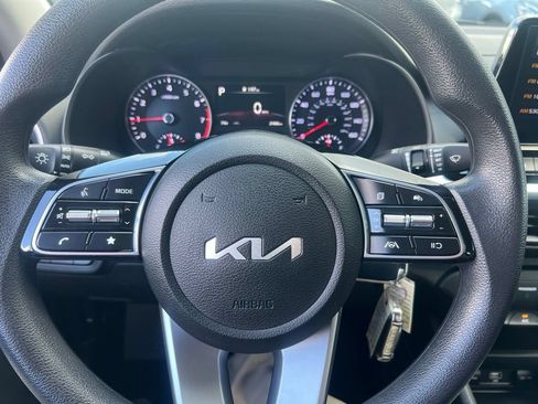Certified 2023 Kia Forte LXS FWD image 51