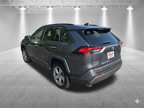 Used 2019 Toyota RAV4 Limited w/ Carpet Mat Package AWD/4WD image 6