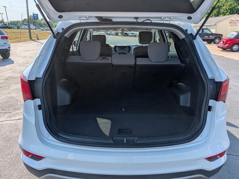 Used 2017 Hyundai Santa Fe Sport FWD image 8
