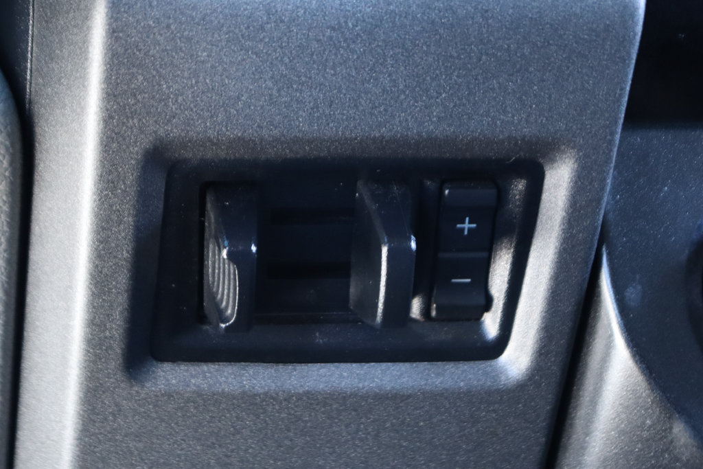 Used 2022 Ford F550 2WD Regular Cab Super Duty image 30