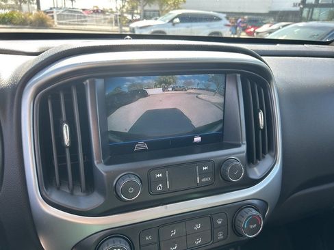 Used 2022 Chevrolet Colorado LT w/ Safety Package image 20