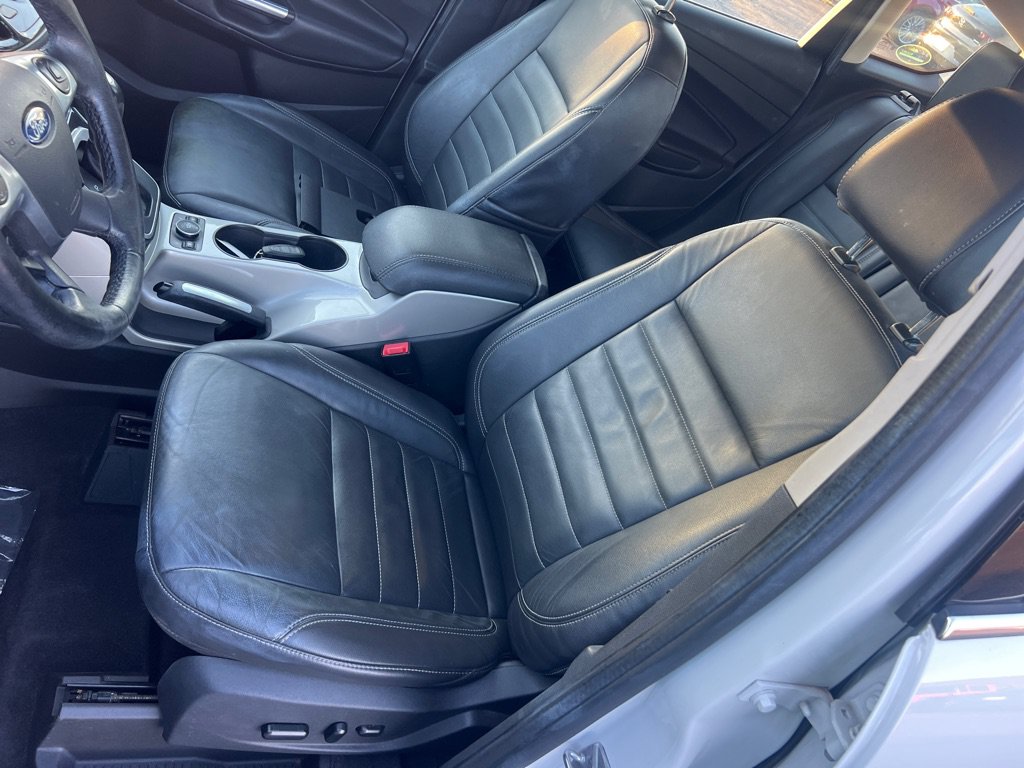 Used 2016 Ford C-MAX SEL w/ Equipment Group 302A FWD image 11