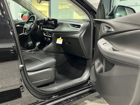 New 2025 Buick Encore GX Sport Touring w/ Experience Buick Package image 8