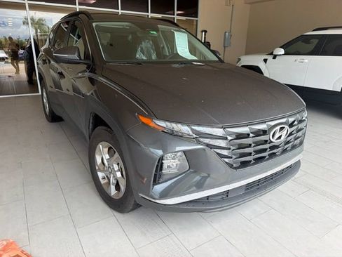 Certified 2023 Hyundai Tucson SEL AWD/4WD image 2
