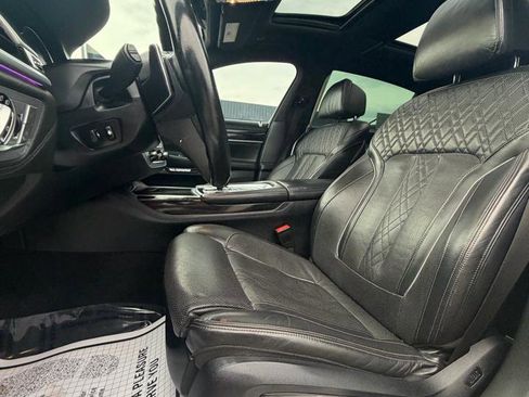 Used 2018 BMW 750i xDrive AWD/4WD image 22