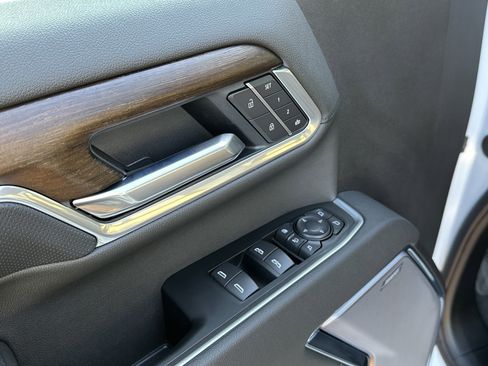 New 2026 Chevrolet Silverado 3500 High Country w/ High Country Premium Package image 15