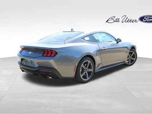 New 2025 Ford Mustang Coupe image 3