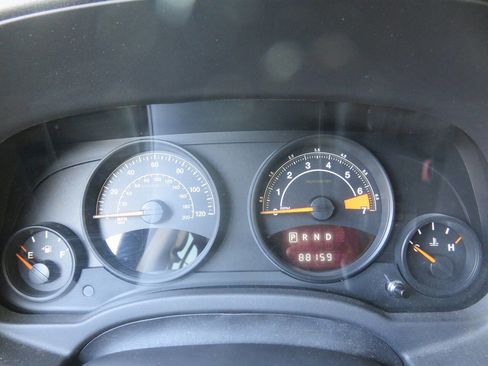 Used 2015 Jeep Patriot Sport w/ Power Value Group AWD/4WD image 15
