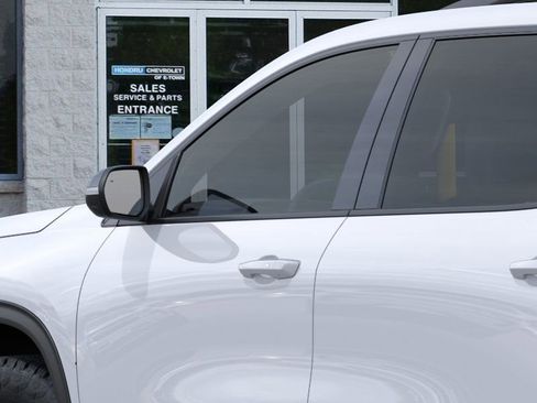 New 2026 Chevrolet Traverse Z71 w/ Enhanced Driving Package AWD/4WD image 36