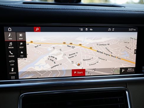 Used 2021 Porsche Panamera 4 image 43