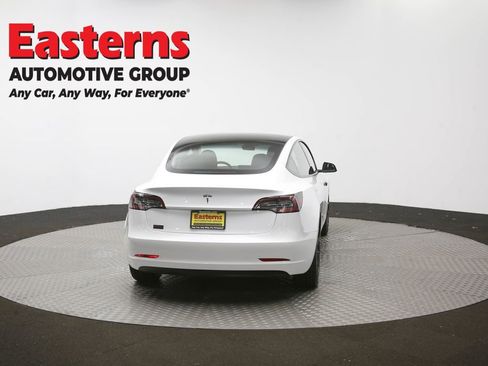 Used 2023 Tesla Model 3 Standard Range image 34
