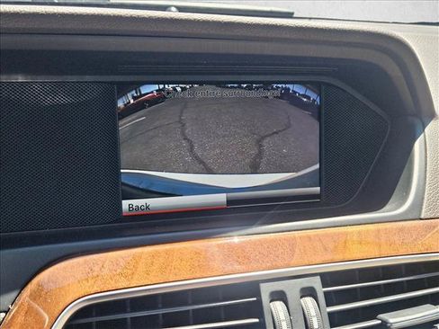Used 2013 Mercedes-Benz C 250 Sedan image 13