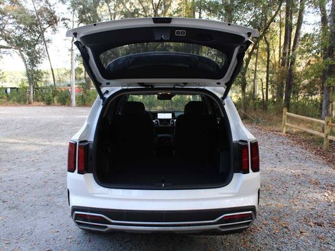 New 2025 Kia Sorento EX w/ EX Panoramic Sunroof Package image 9