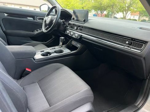 Used 2022 Honda Civic EX image 23