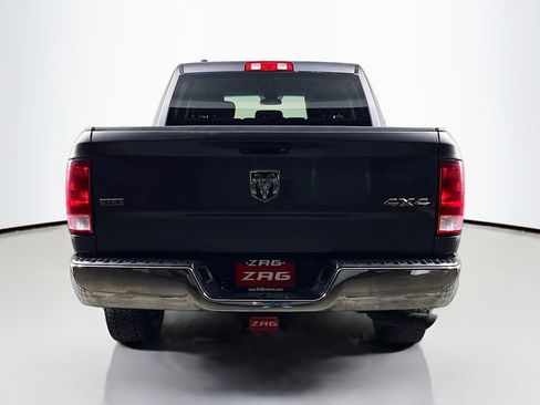 Used 2018 RAM 1500 Classic SLT AWD/4WD image 4