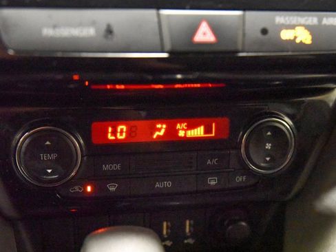 Used 2024 Mitsubishi Eclipse Cross LE image 19