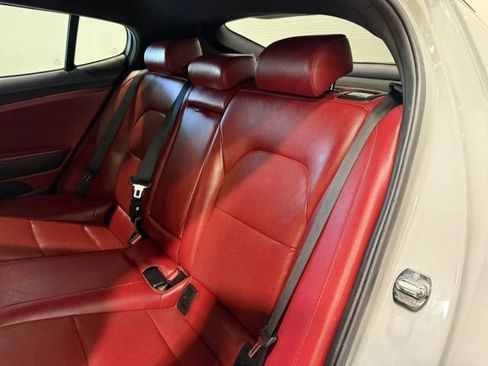 Used 2019 Kia Stinger GT1 image 26