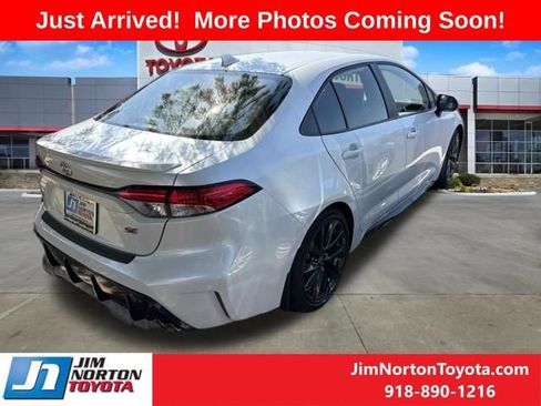 Used 2025 Toyota Corolla SE FWD image 5