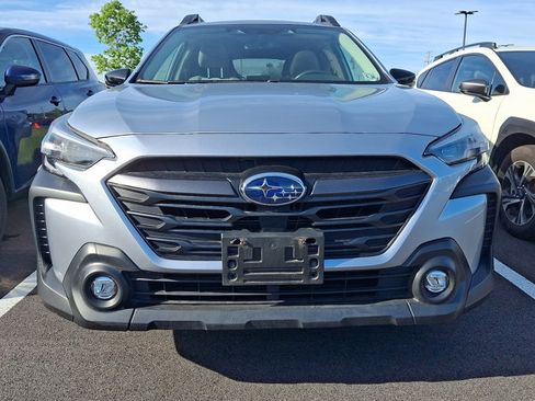 Certified 2023 Subaru Outback Premium AWD/4WD image 2