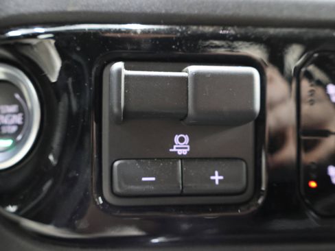 Used 2025 Chevrolet Silverado 2500 LT w/ Trail Boss Package image 53