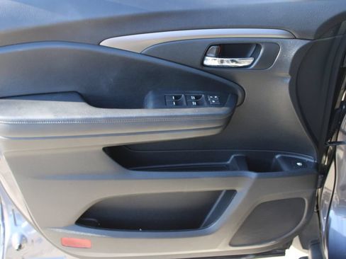 Used 2021 Honda Passport Sport image 28