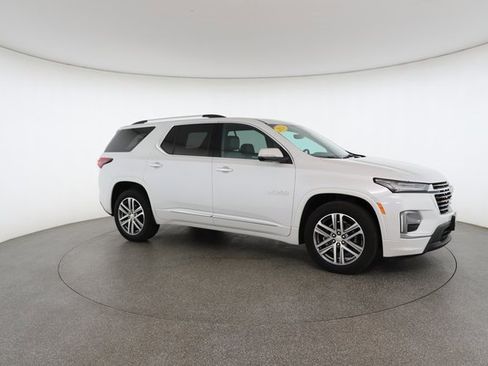 Used 2024 Chevrolet Traverse High Country image 25