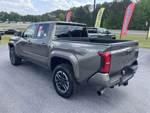 Used 2026 Toyota Tacoma TRD Sport RWD image 4
