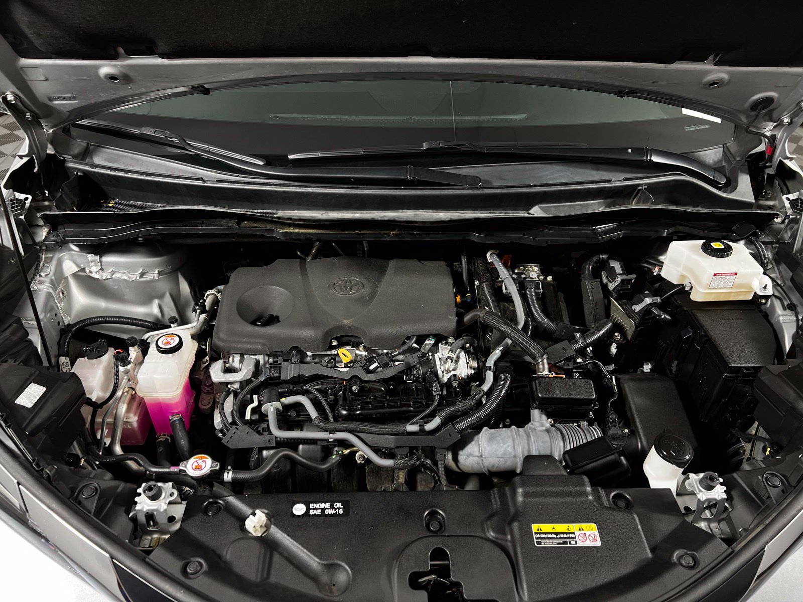 Certified 2023 Toyota Sienna XLE FWD image 9