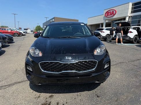 Used 2021 Kia Sportage LX AWD/4WD image 2
