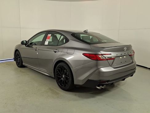 New 2026 Toyota Camry SE w/ Convenience Package image 5